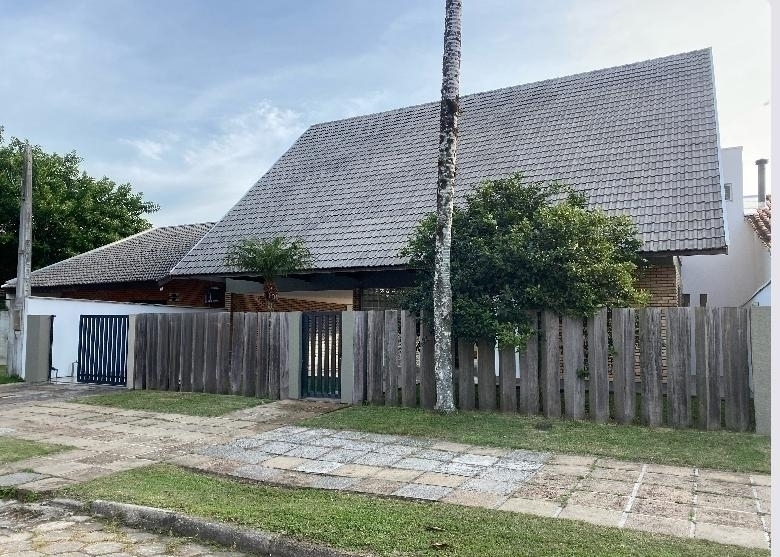 Vende-se | Casas | GUARATUBA